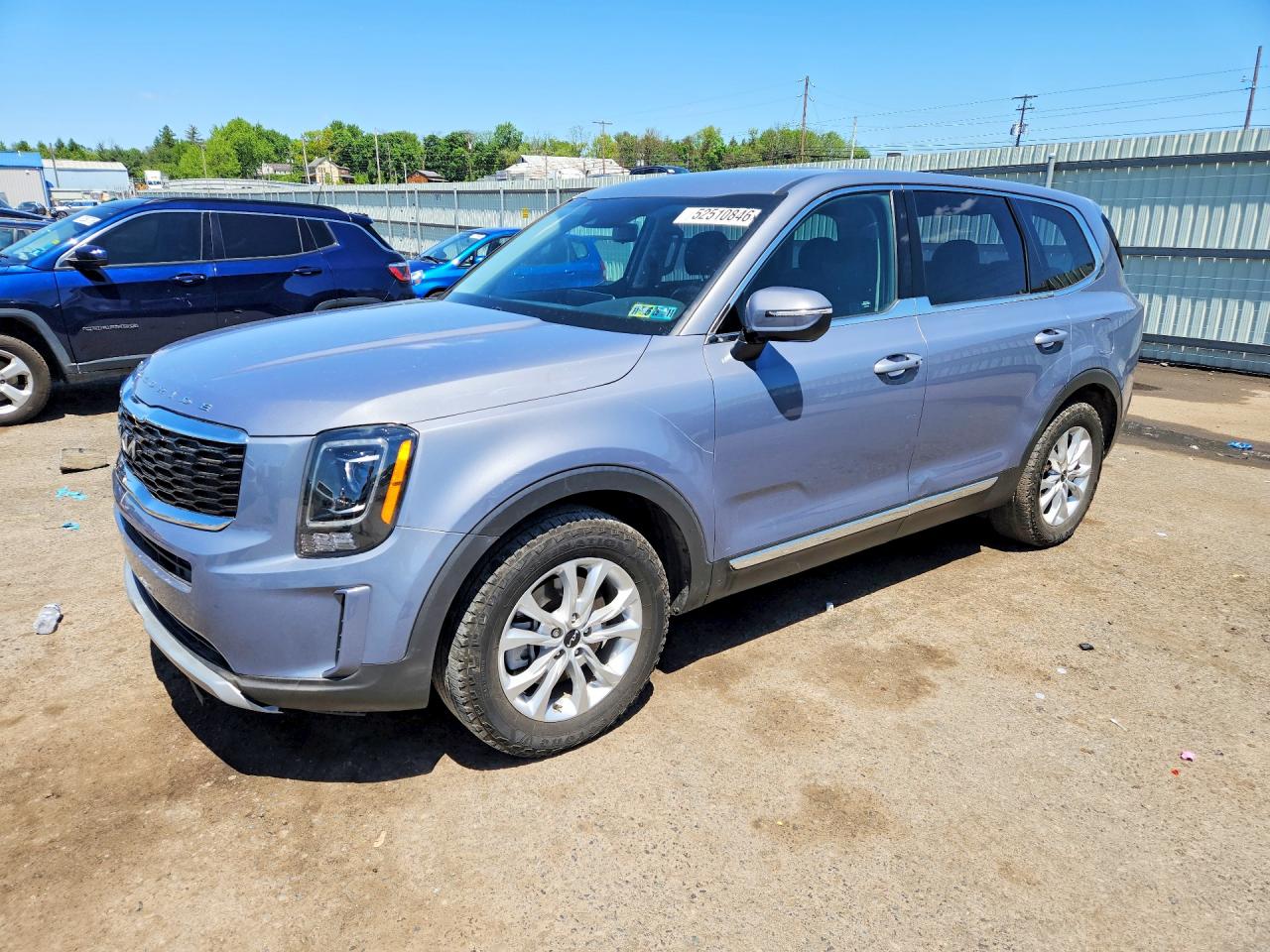 Salvage Kia Telluride Image