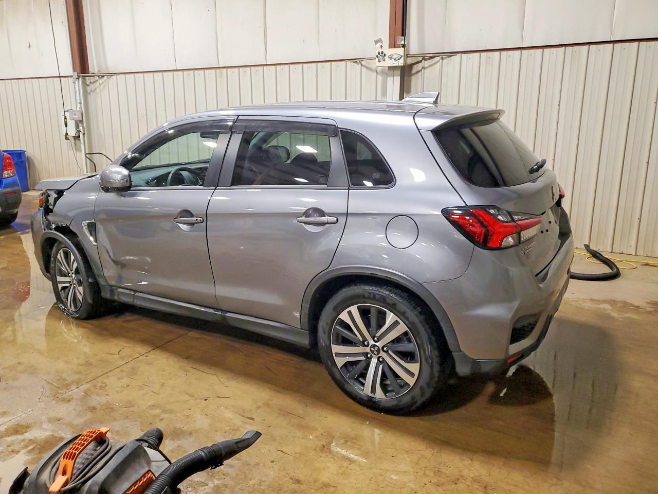 Mitsubishi Outlander S