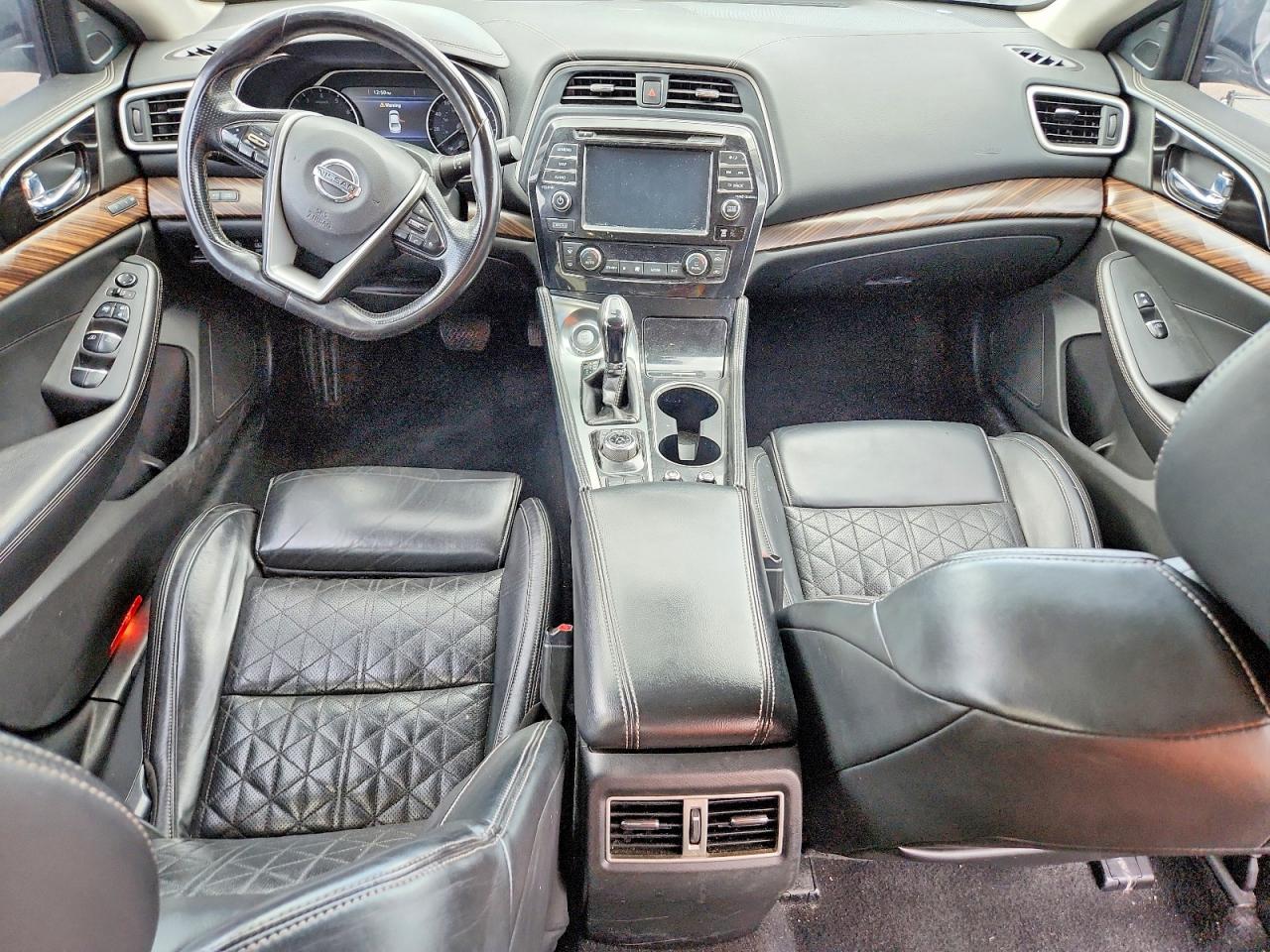 Nissan Maxima Platinum