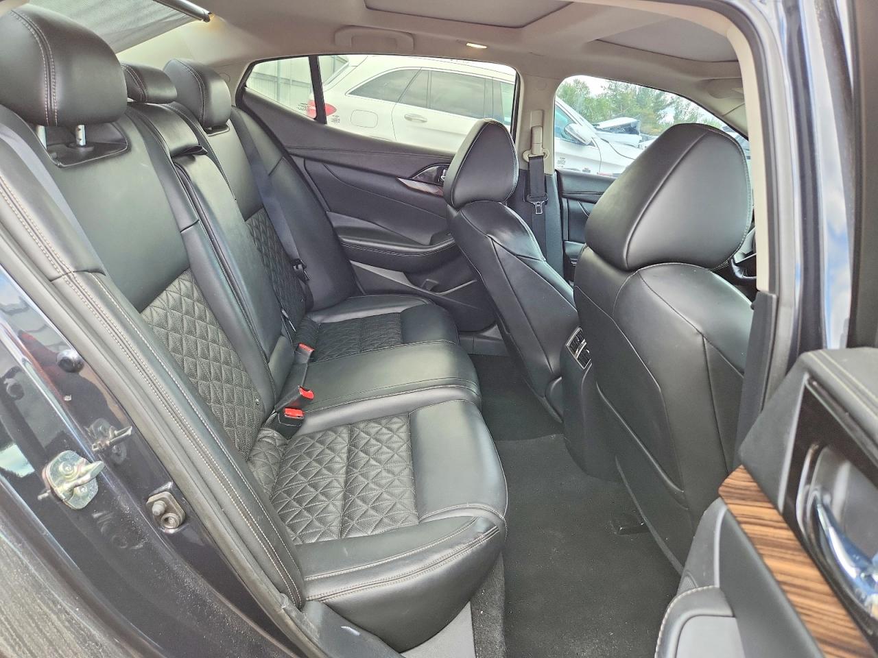 Nissan Maxima Platinum