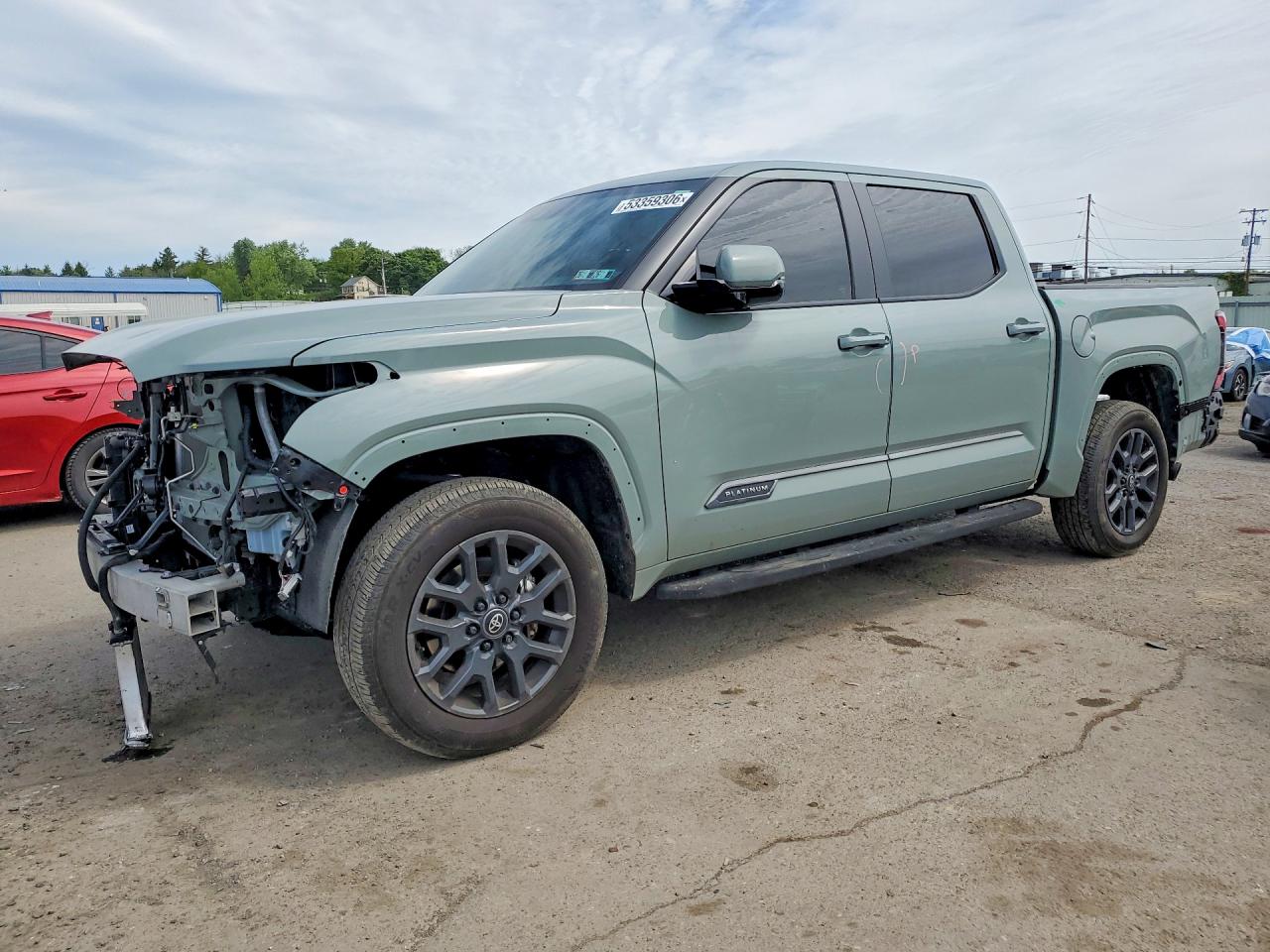 Salvage Toyota Tundra Image