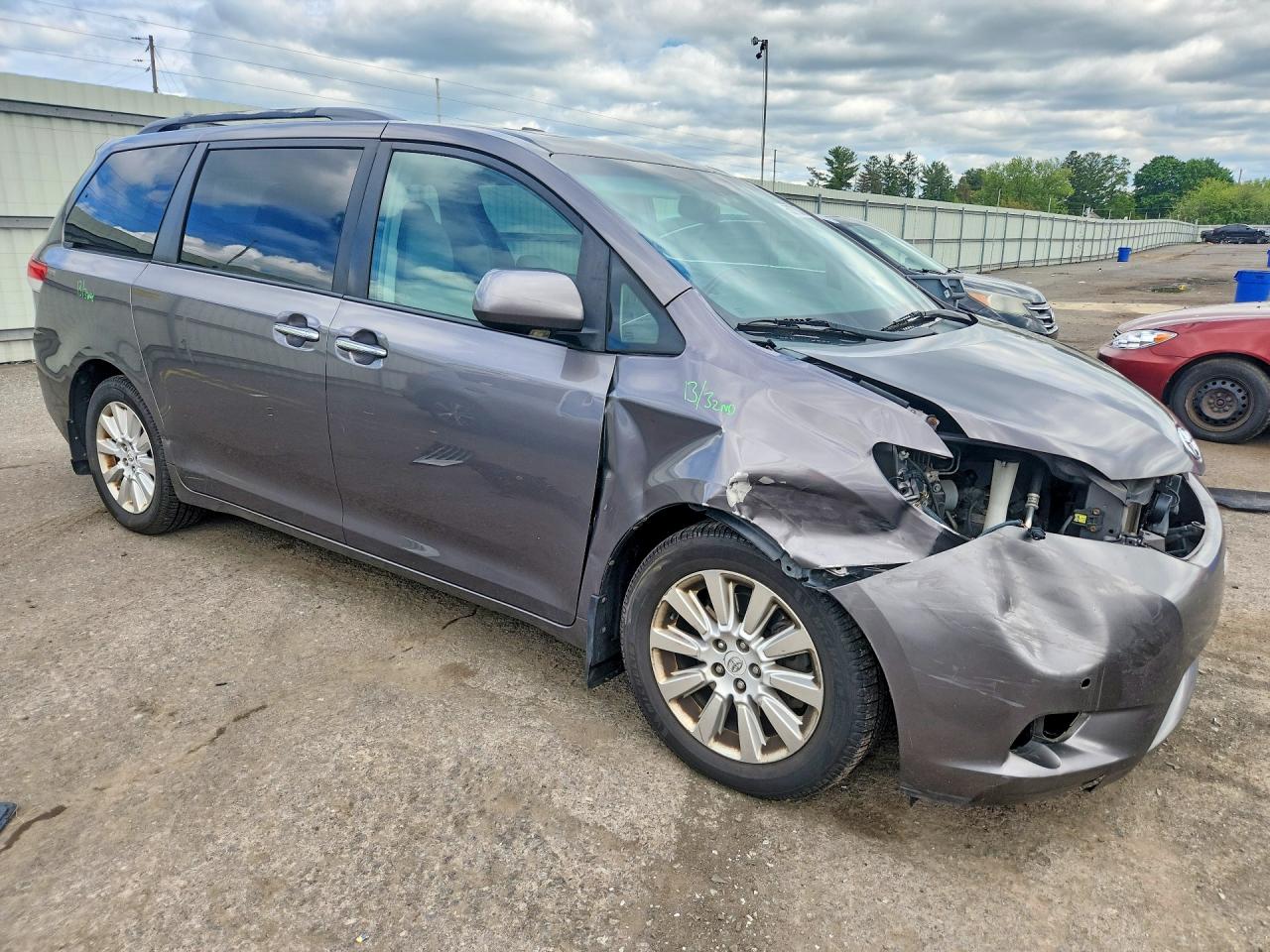 Toyota Sienna Xle 7-passenger
