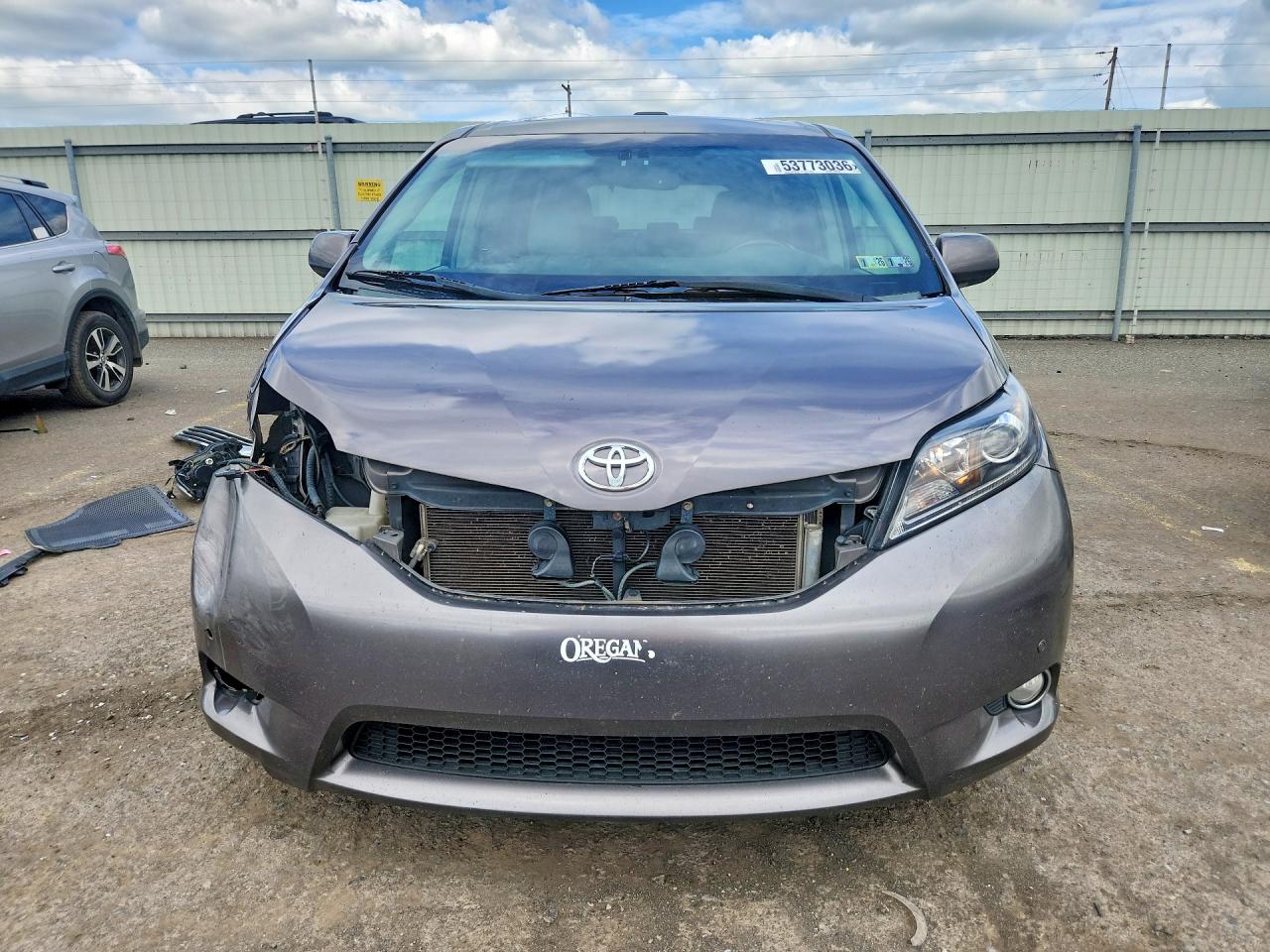 Toyota Sienna Xle 7-passenger