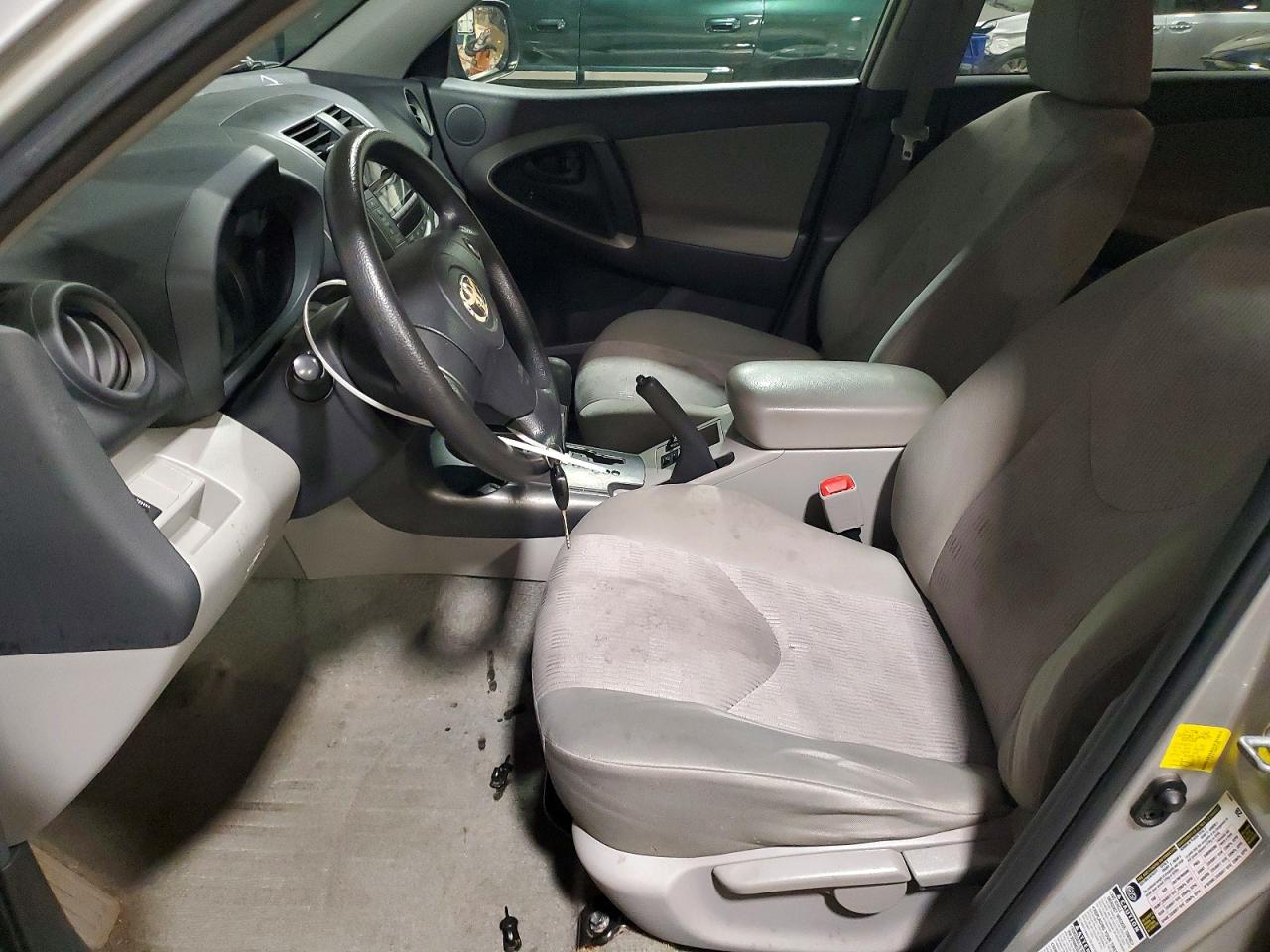 Toyota RAV4 Base