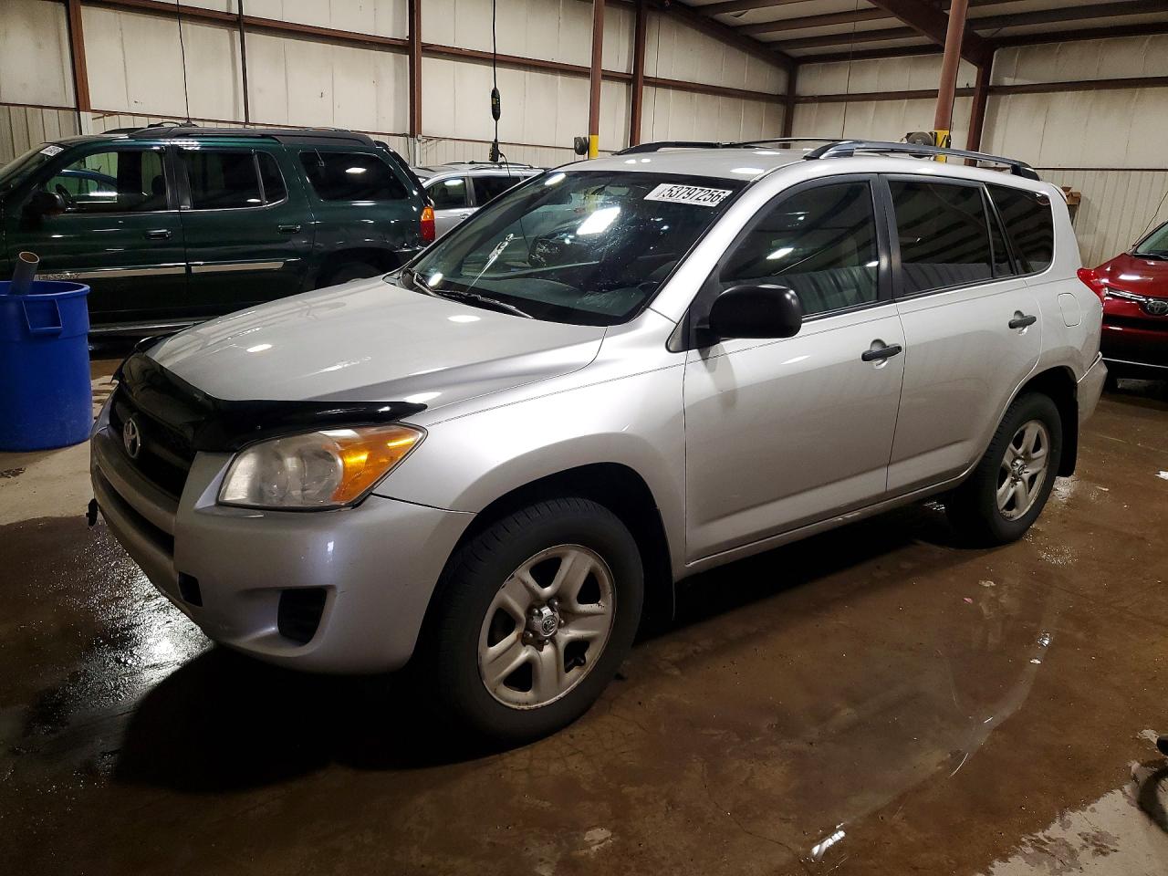 Salvage Toyota RAV4 Image