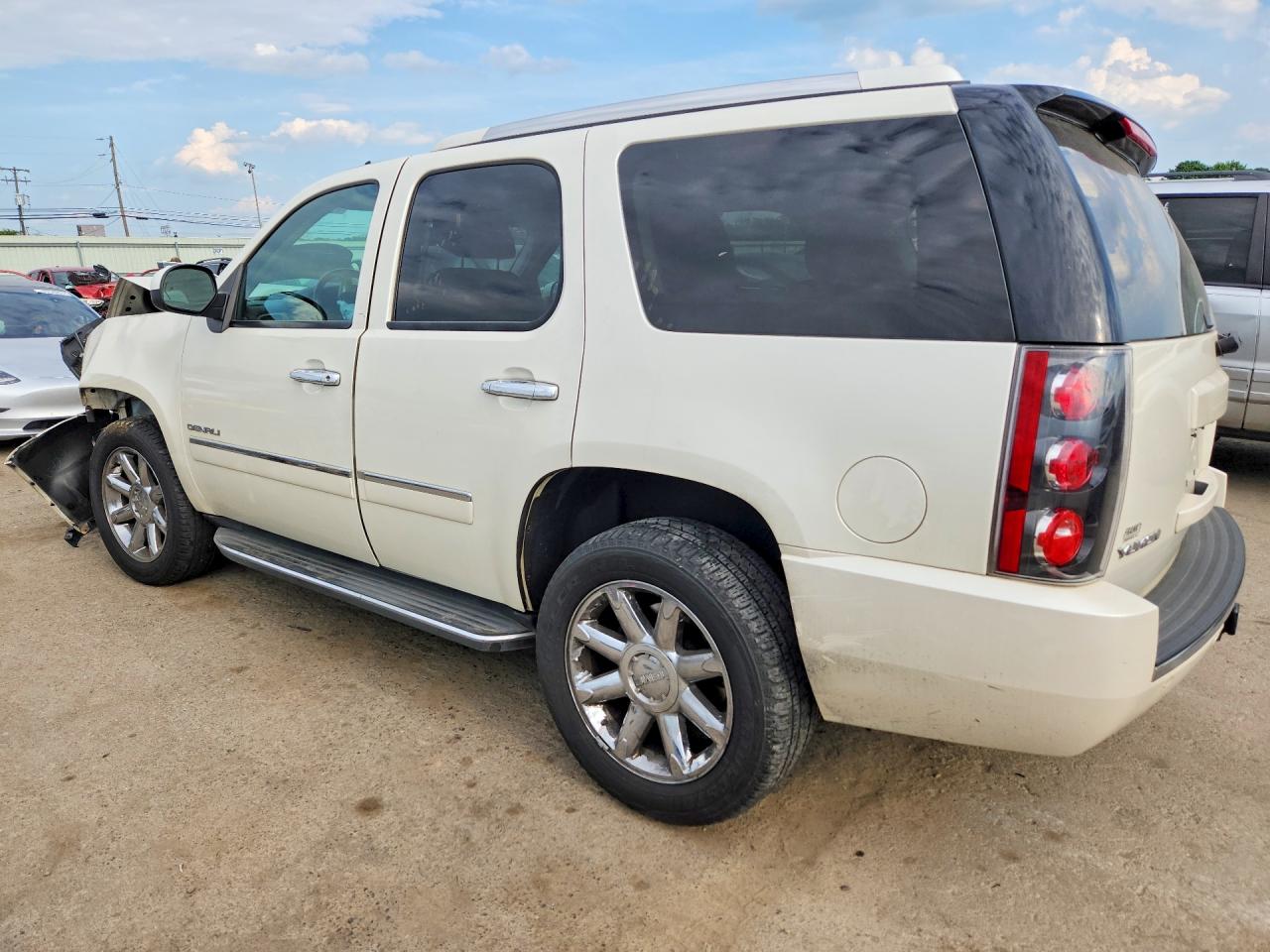 GMC Yukon Denali