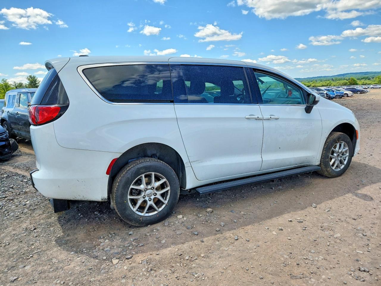Chrysler Minivan Lx