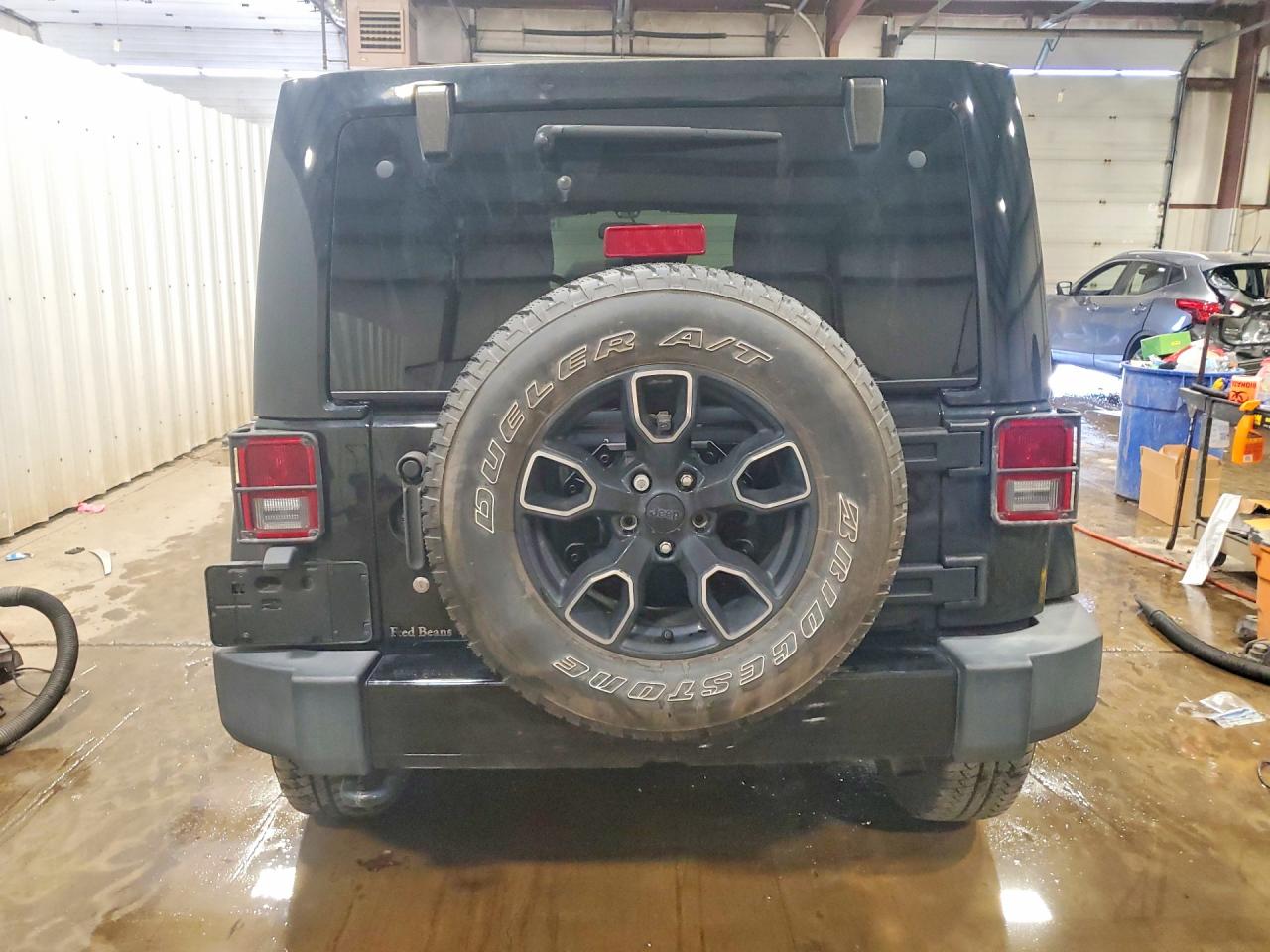 Jeep Wrangler Sahara