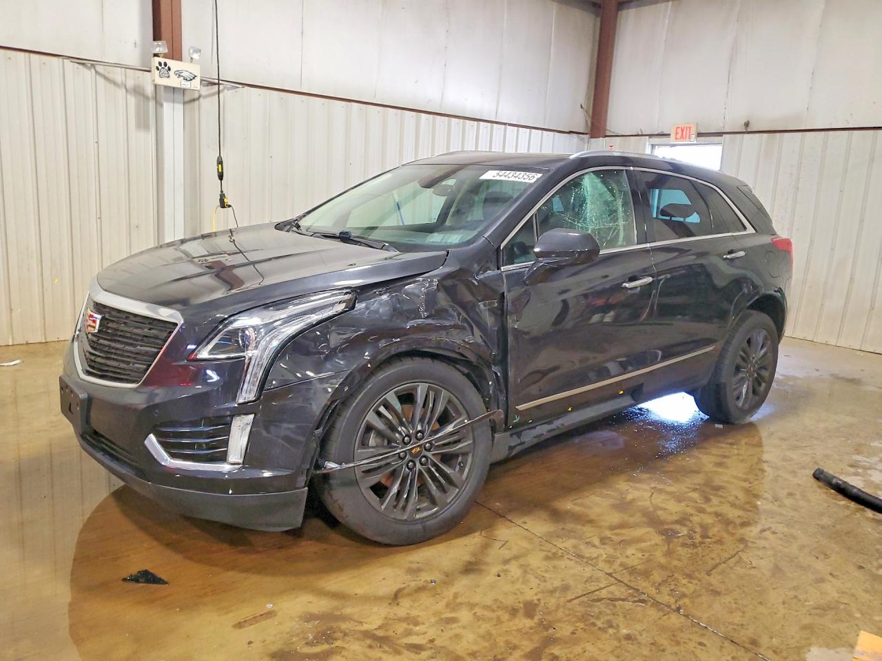 Salvage Cadillac XT5 Image
