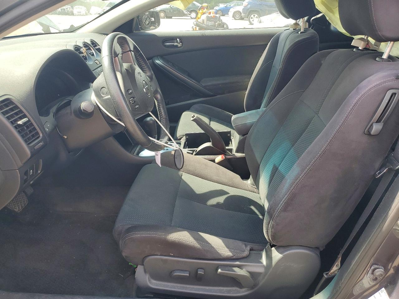 Nissan Altima S