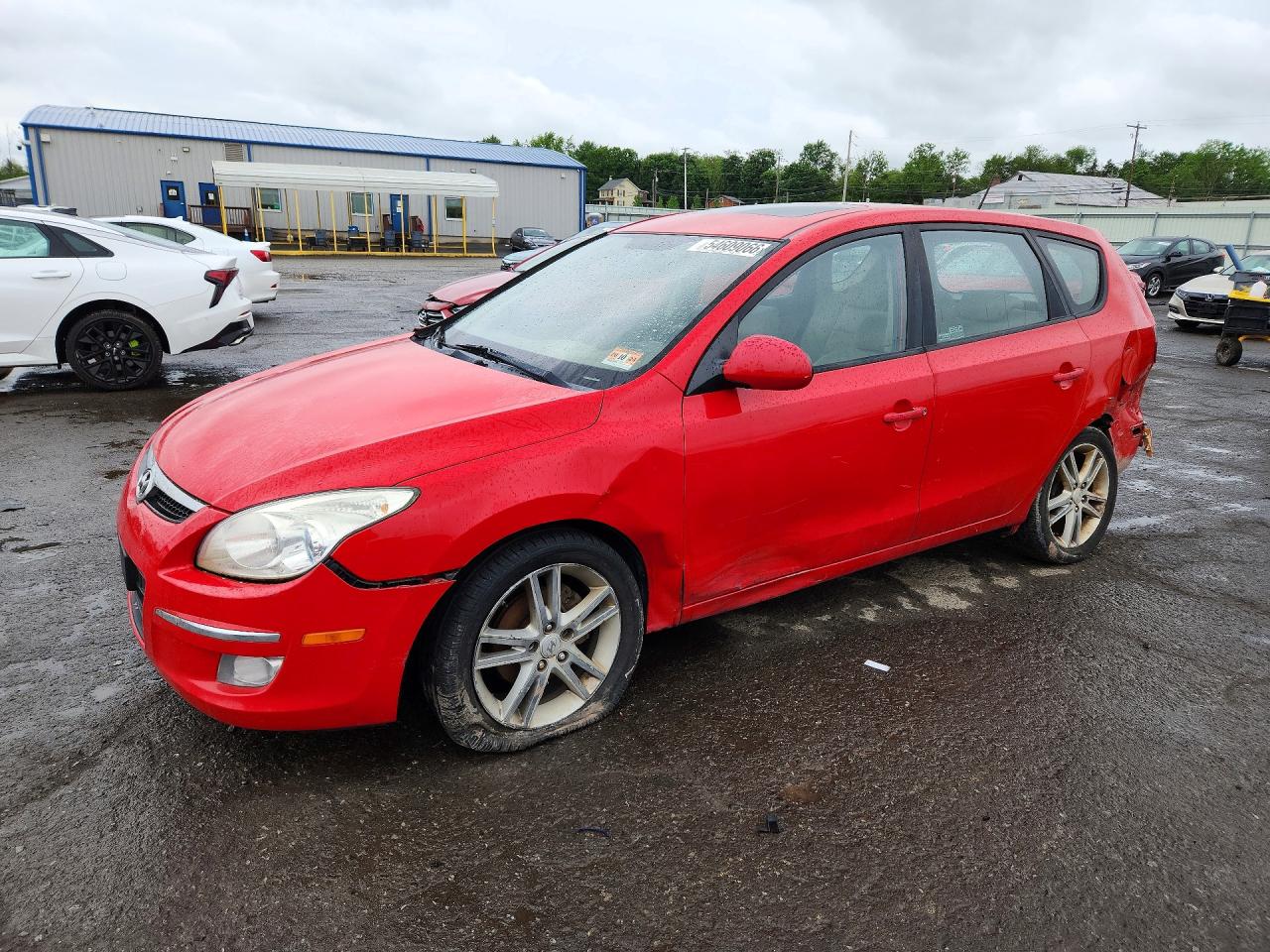 Salvage Hyundai ELANTRA Image