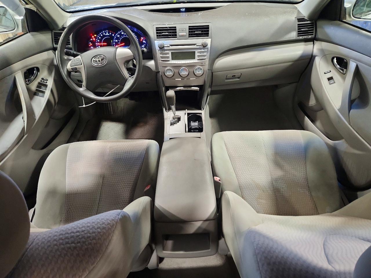 Toyota Camry Base