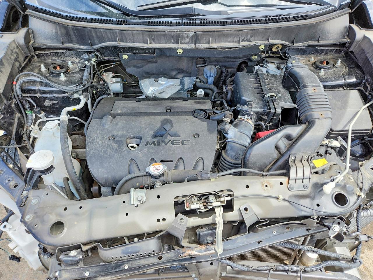 Mitsubishi Outlander Es