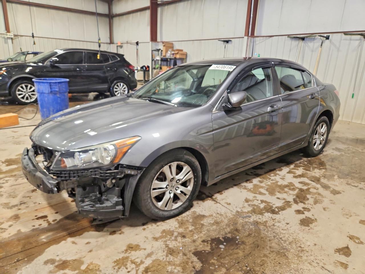 Salvage Honda Accord Image