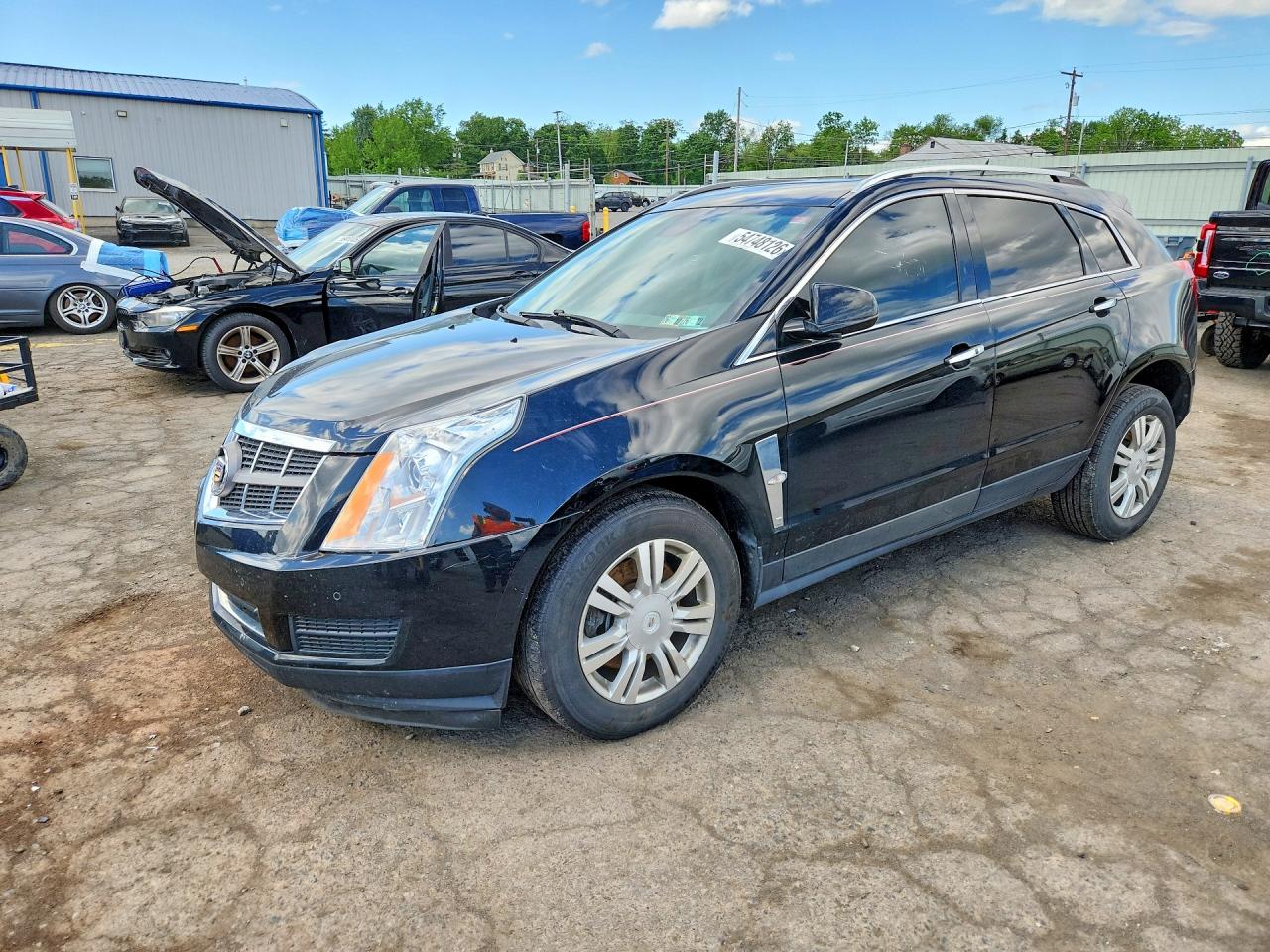 Salvage Cadillac SRX Image