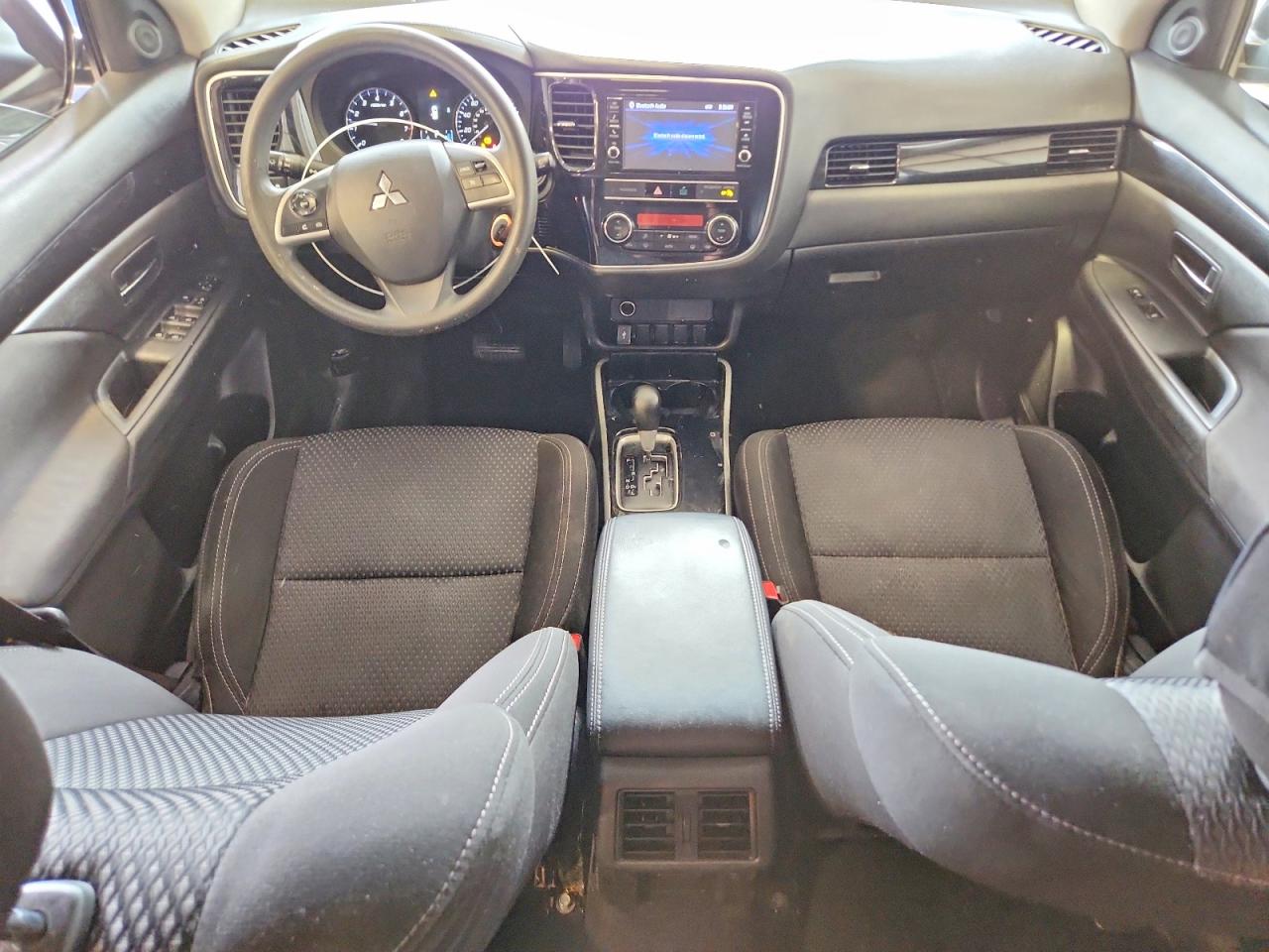 Mitsubishi Outlander Es