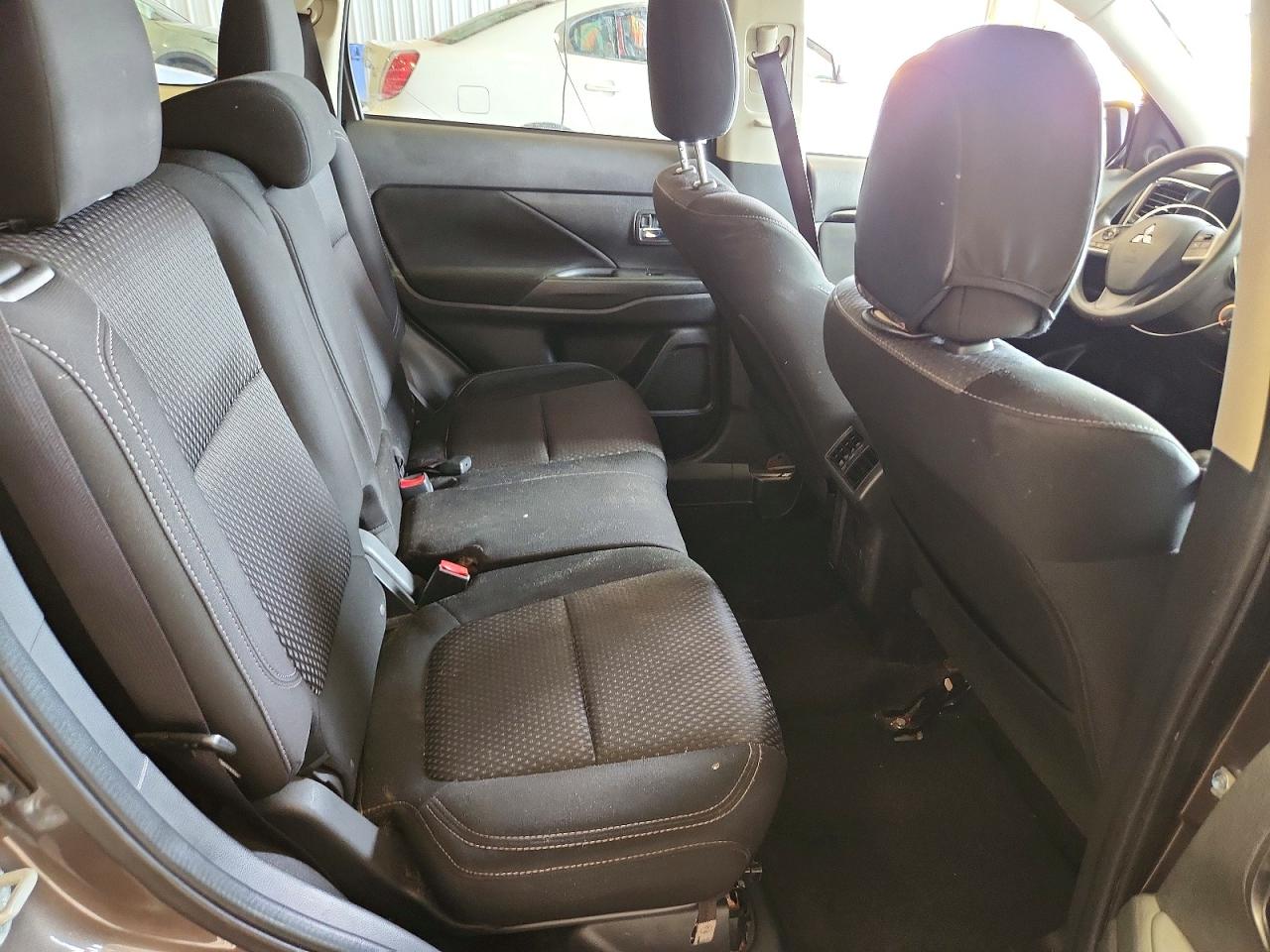 Mitsubishi Outlander Es