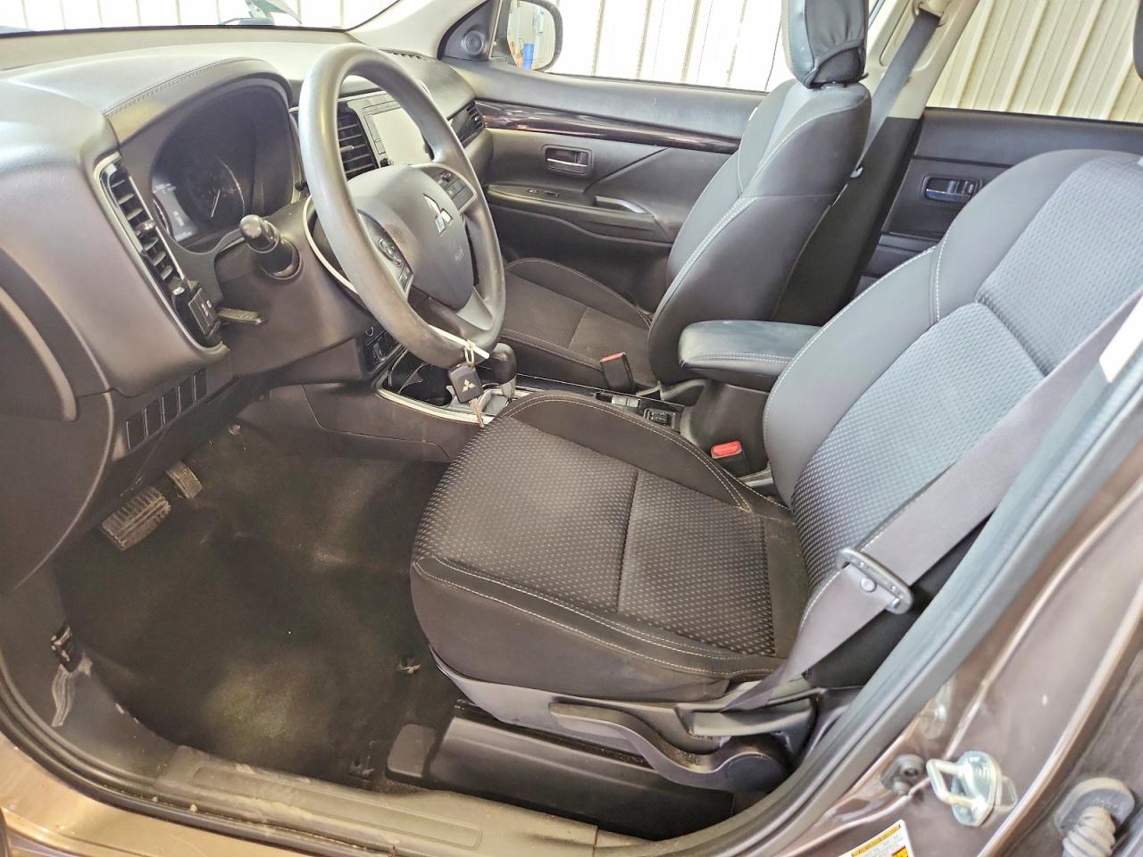 Mitsubishi Outlander Es