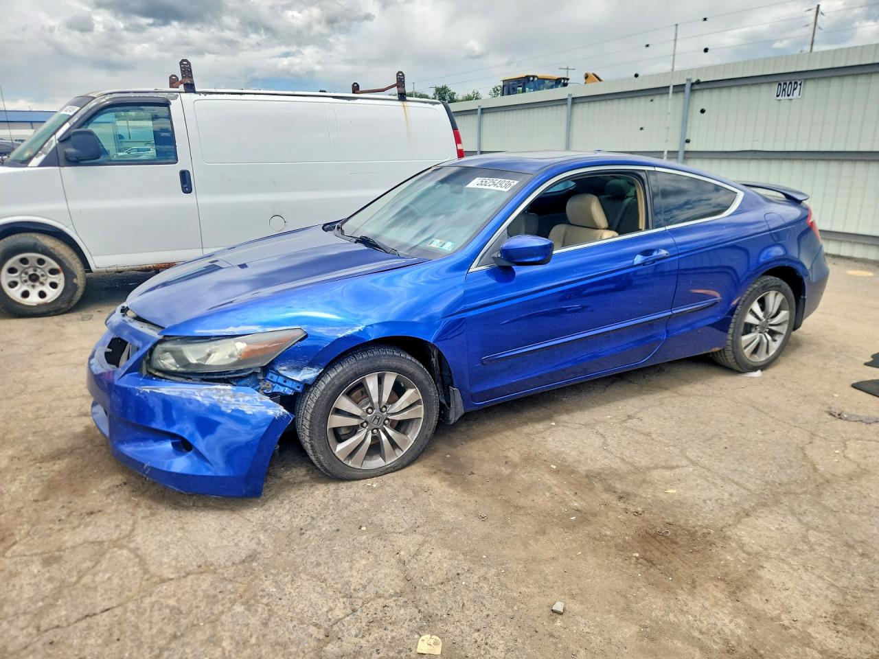 Salvage Honda Accord Image