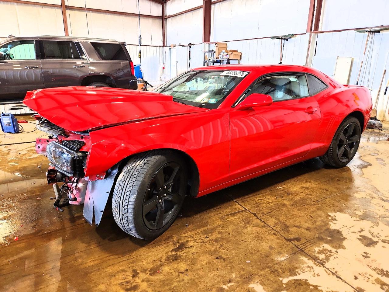 Salvage Chevrolet Camaro Image