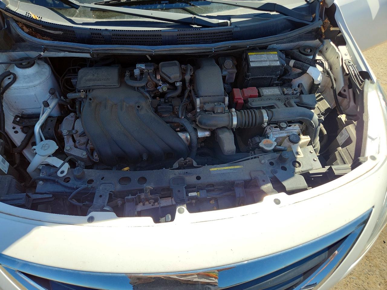 Nissan Versa 1.6 Sv