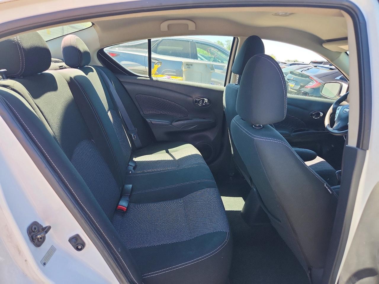 Nissan Versa 1.6 Sv