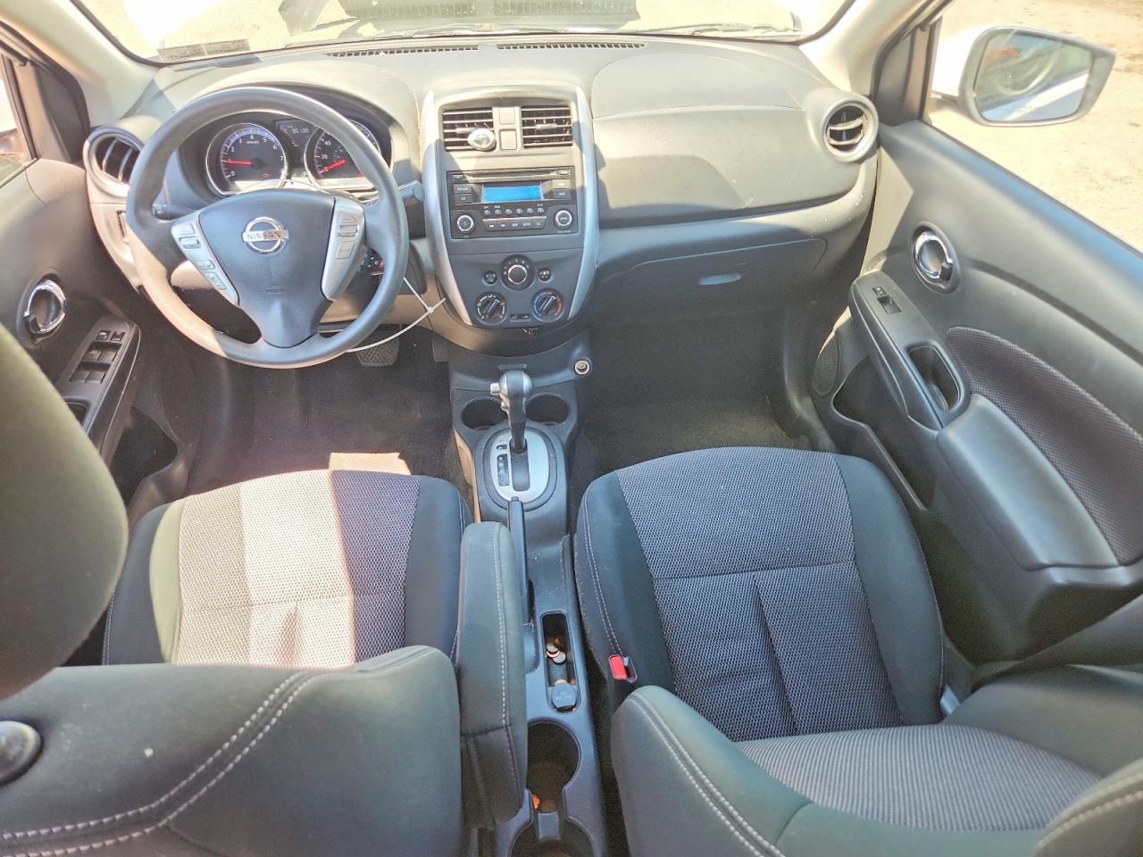 Nissan Versa 1.6 Sv