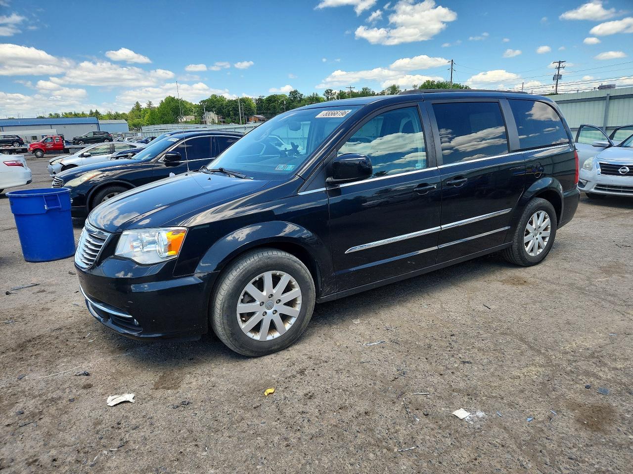 Salvage Chrysler Minivan Image