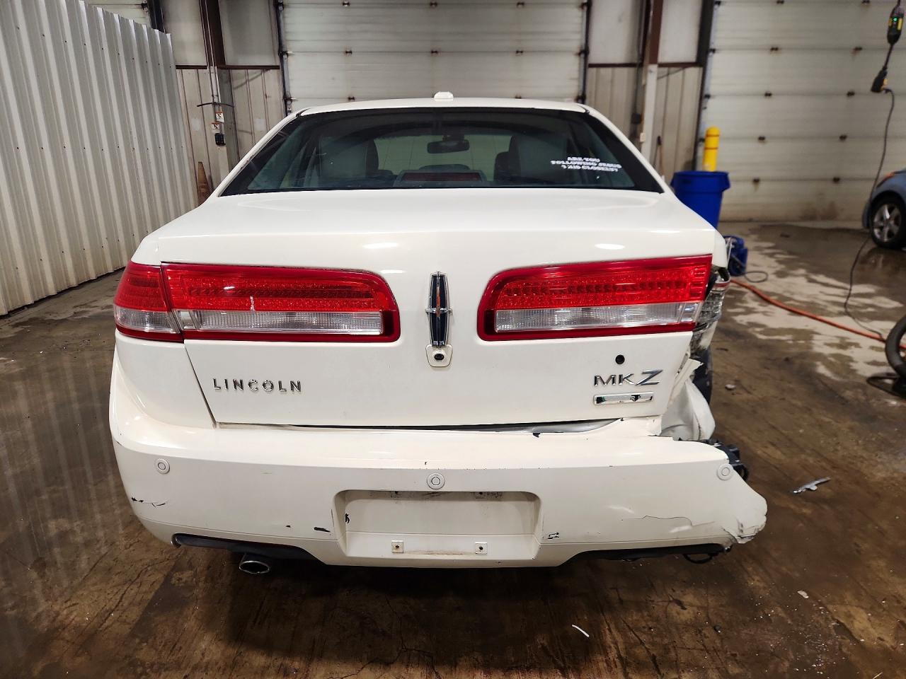 Lincoln MKZ Hybrid
