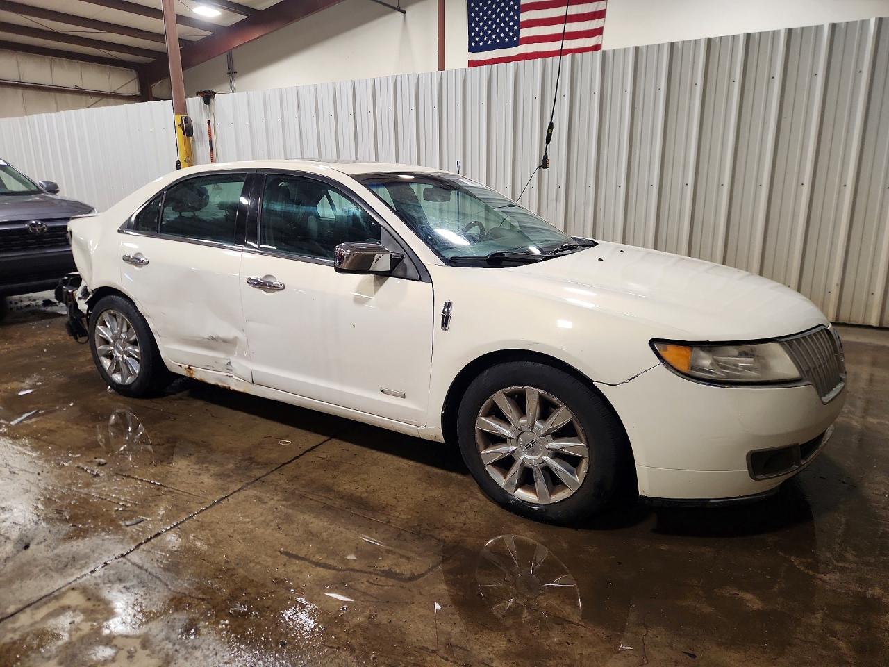 Lincoln MKZ Hybrid