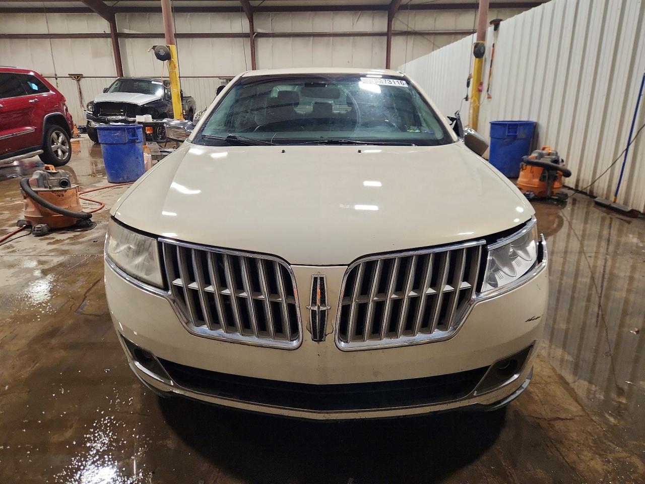 Lincoln MKZ Hybrid