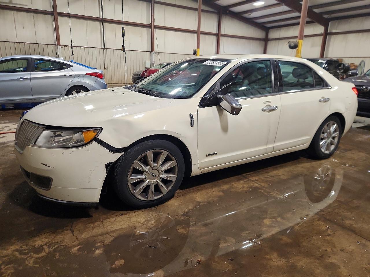 Salvage Lincoln MKZ Image