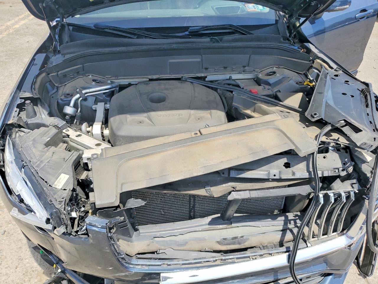 Volvo XC90 T6 Momentum