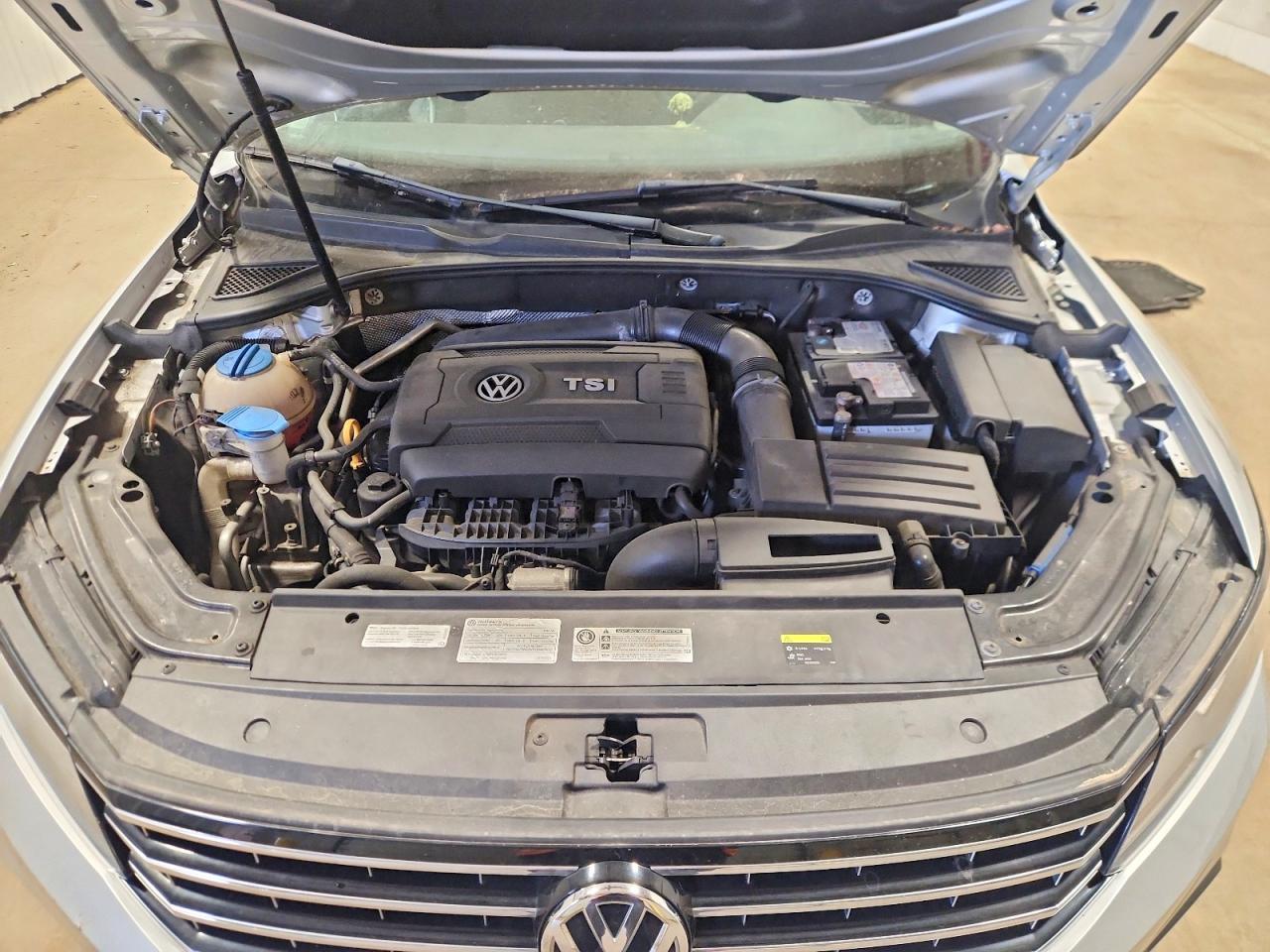 Volkswagen Passat S