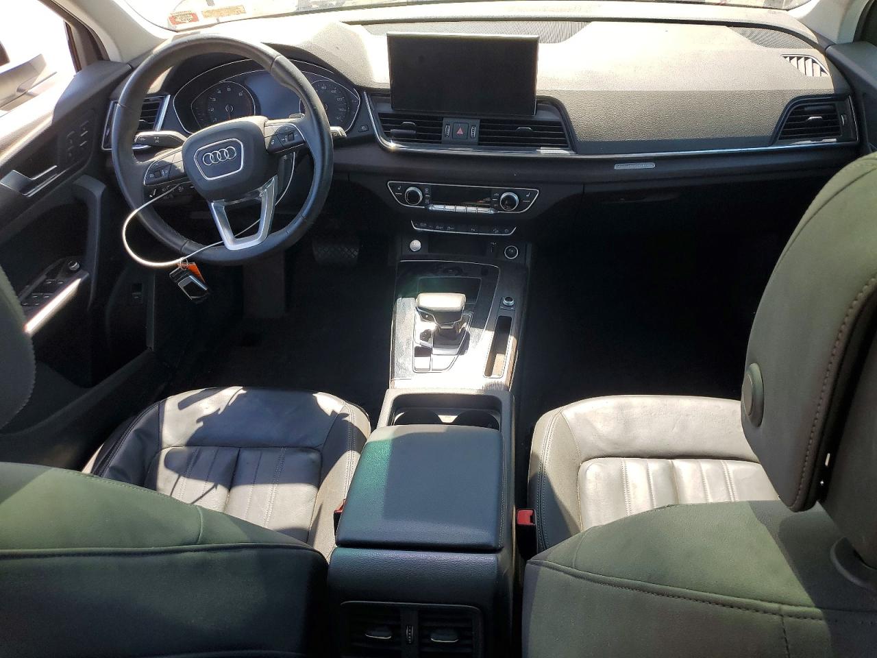 Audi Q5 Premium 40