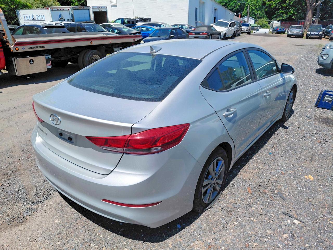 Hyundai ELANTRA Value Edition