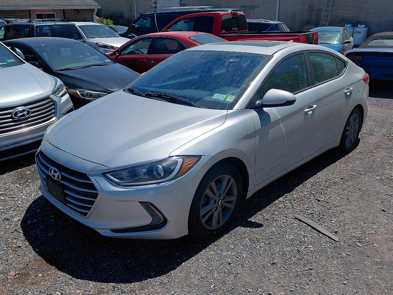 Hyundai ELANTRA Value Edition