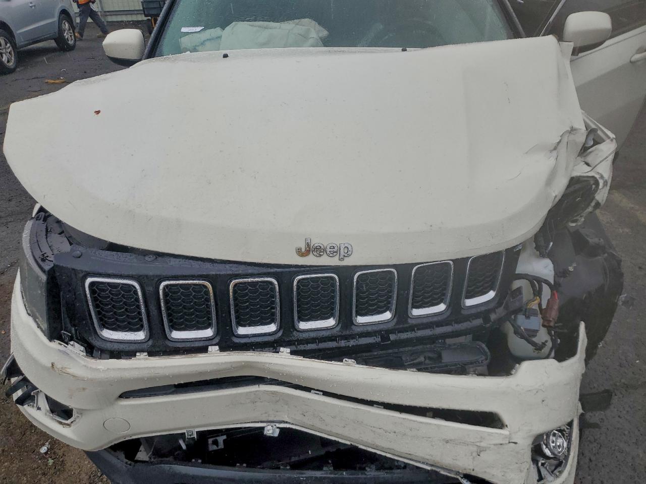 Jeep Compass Latitude