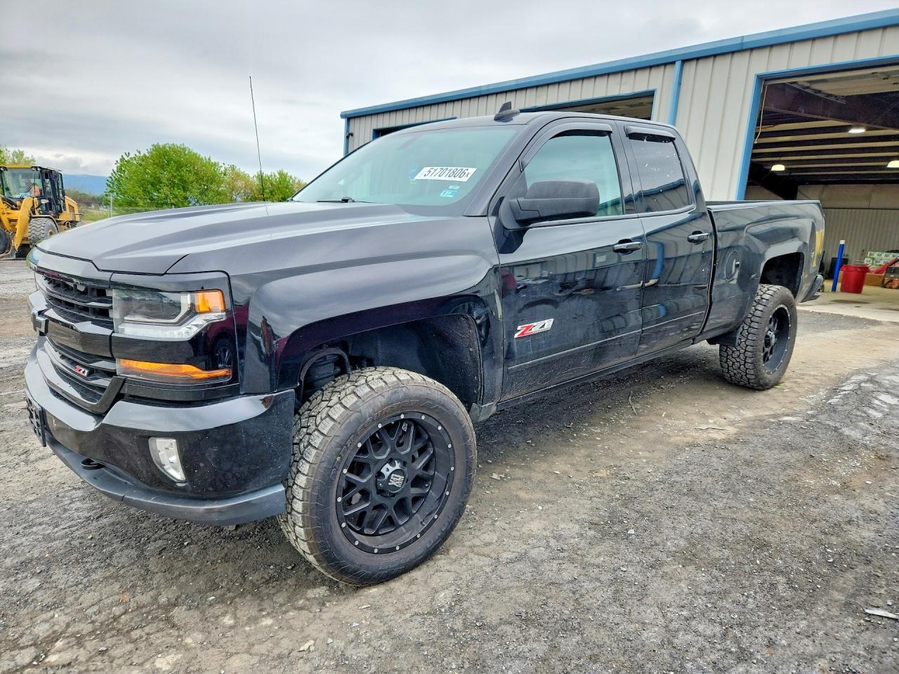 Salvage Chevrolet Silverado Image