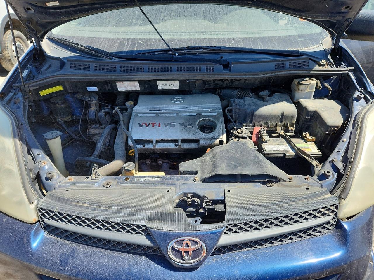 Toyota Sienna Le 7 Passenger