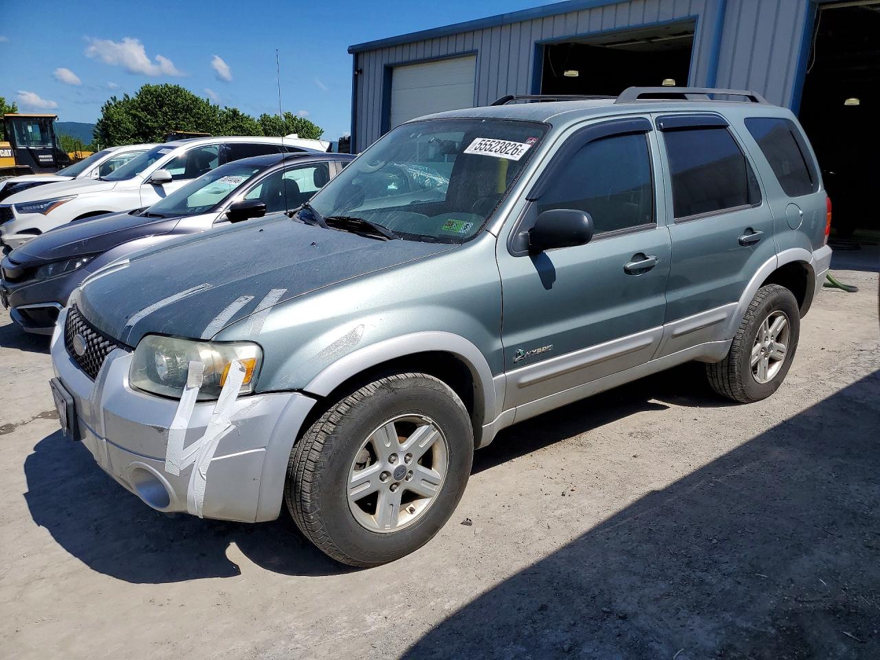 Salvage Ford Escape Image
