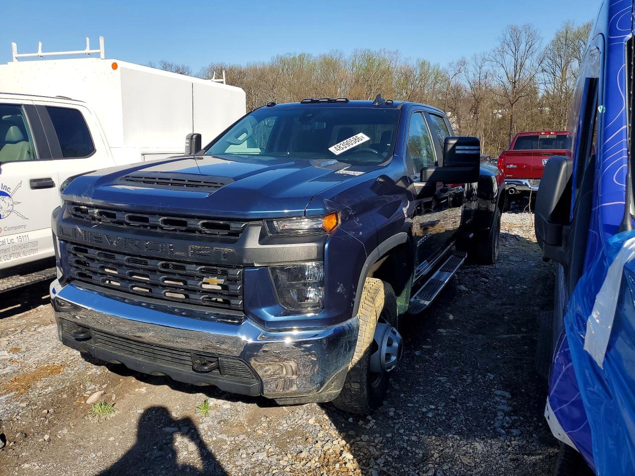 Salvage Chevrolet Silverado Image