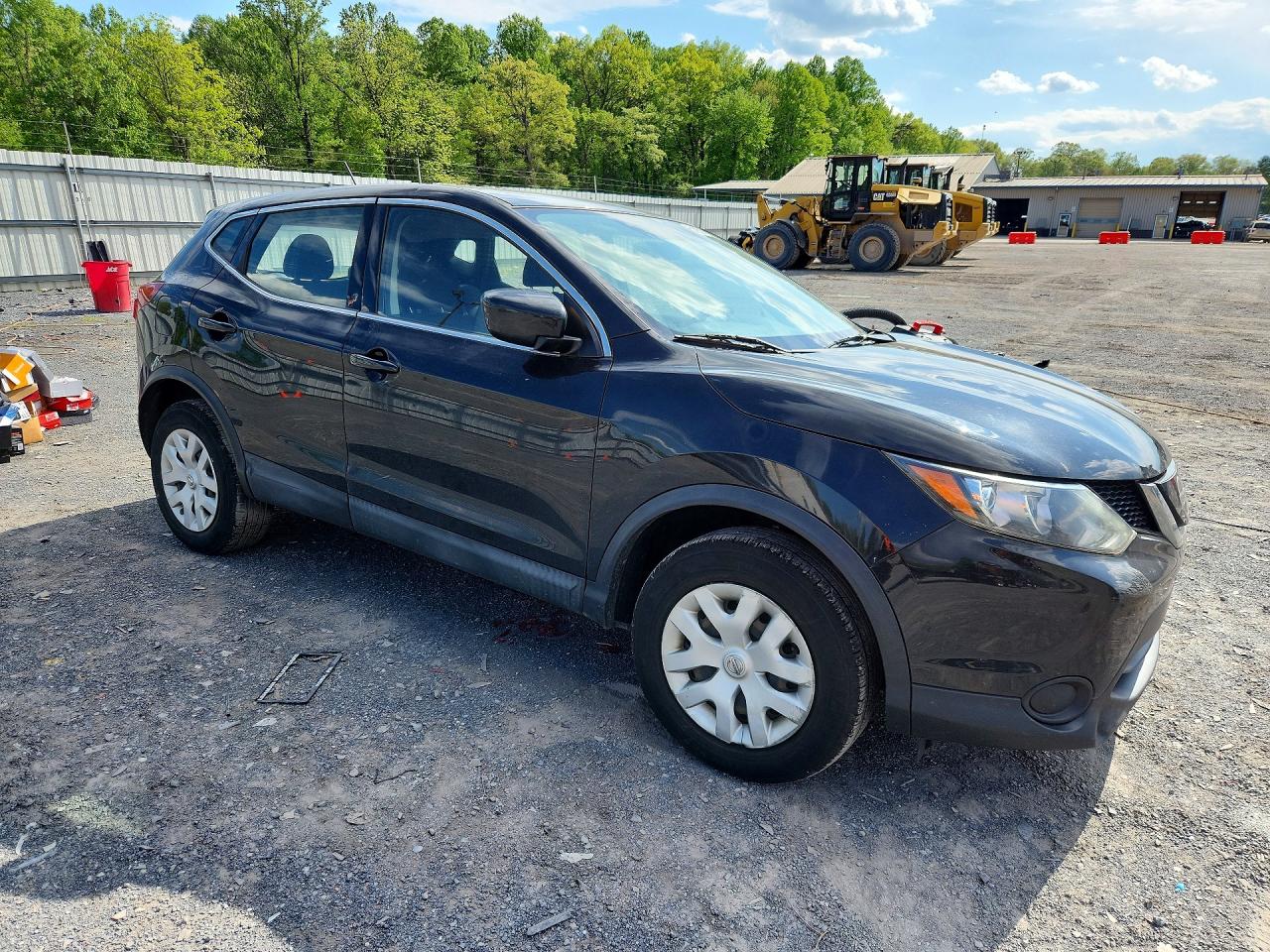 Nissan Rogue S