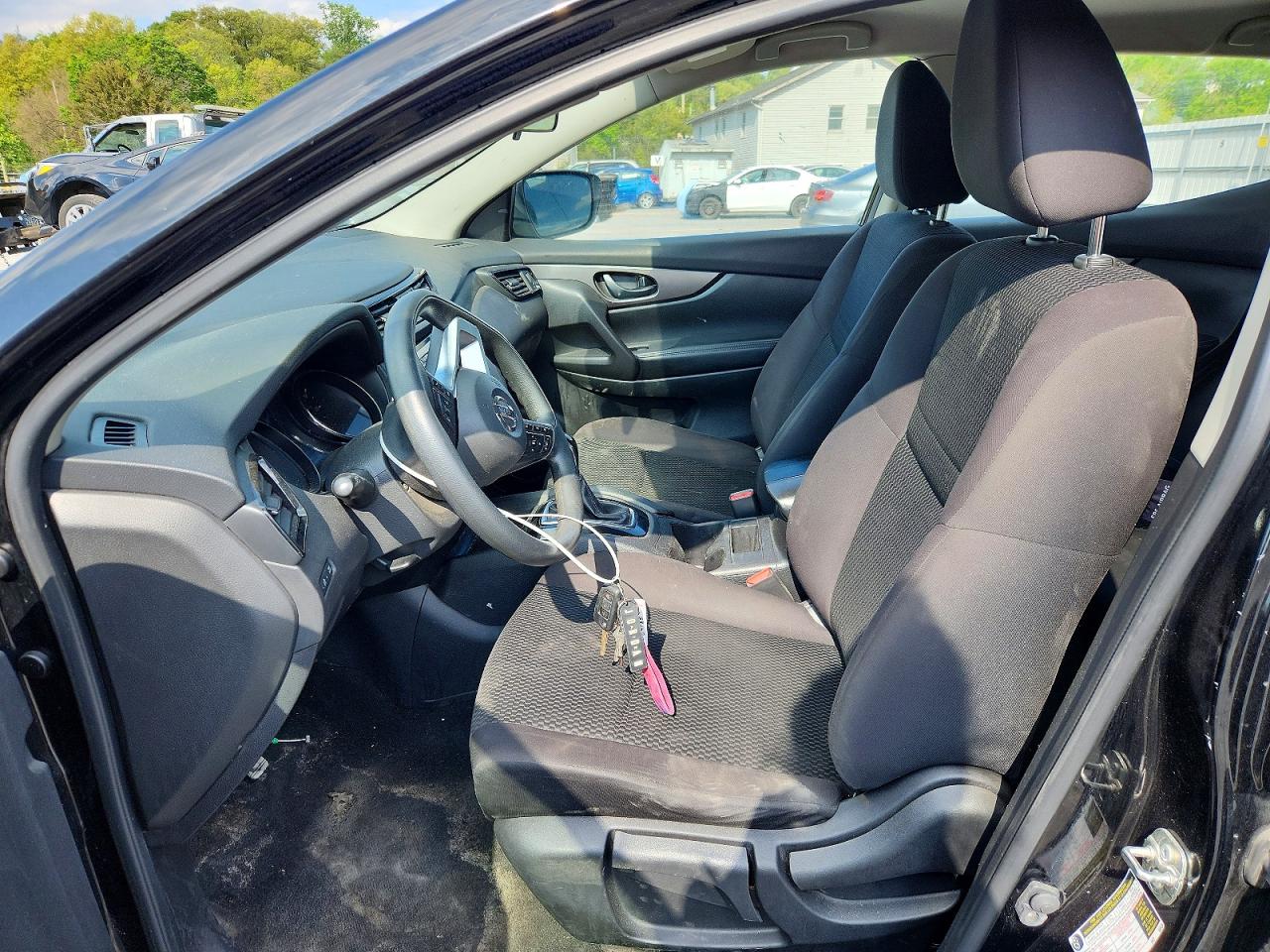 Nissan Rogue S