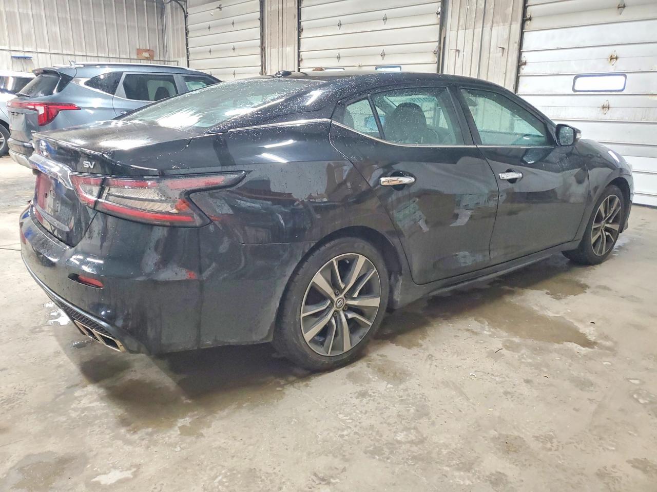 Nissan Maxima Sv