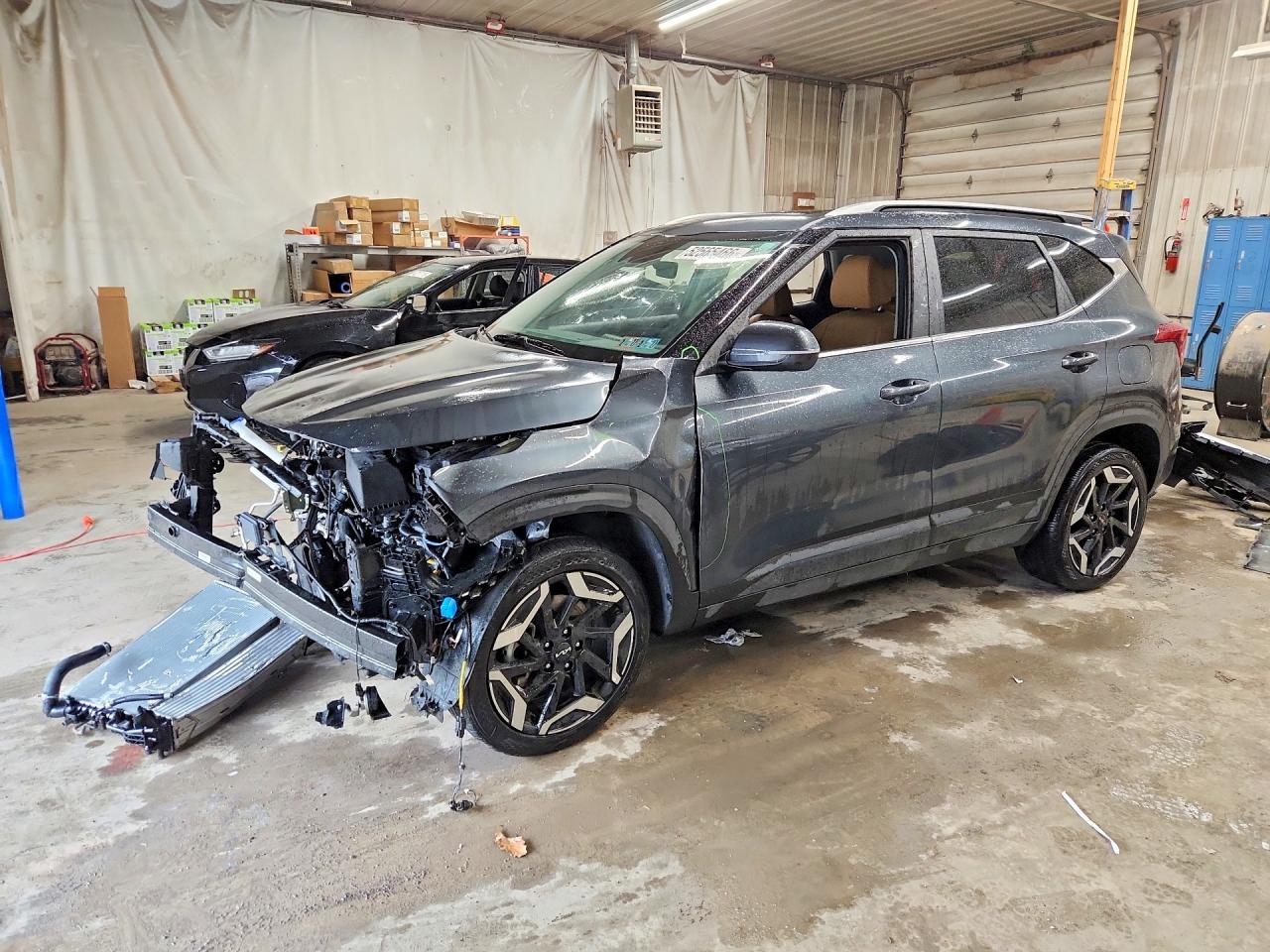 Salvage Kia Seltos Image