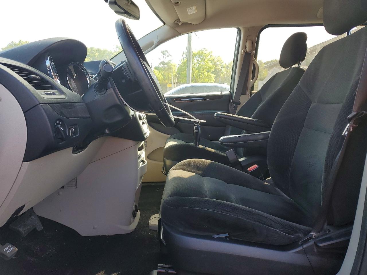 Dodge Caravan Se