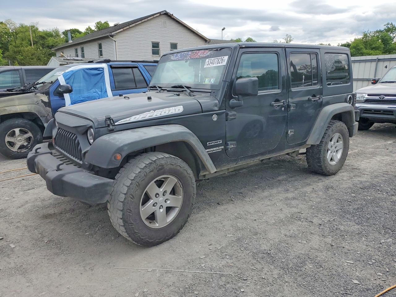 Salvage Jeep Wrangler Image
