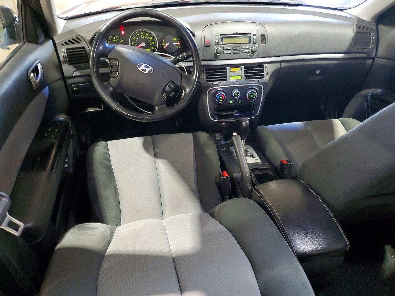 Hyundai SONATA Se V6
