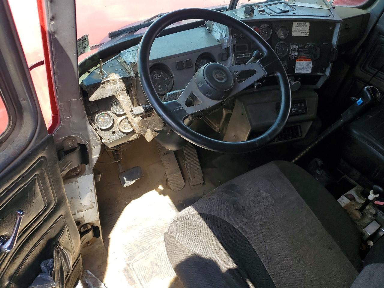 Mack Rd600